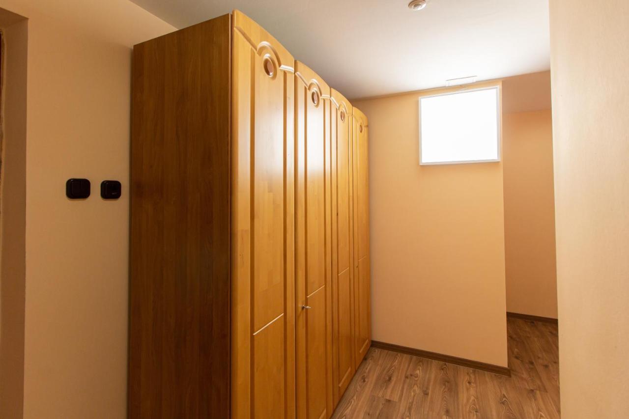 Deli Terasz B Apartman Free Parking, Self-Check-In Anytime Gyor Exterior photo